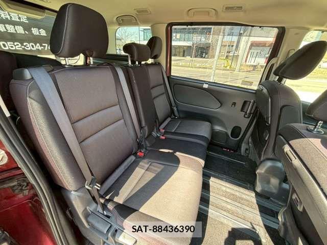 Nissan SERENA 2017-03 6219445-10