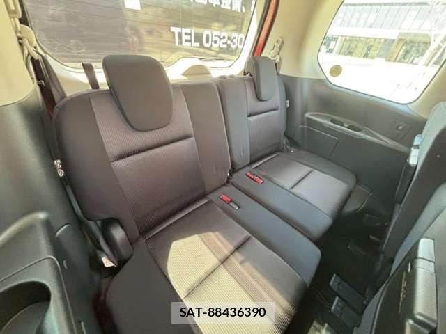 Nissan SERENA 2017-03 6219445-11
