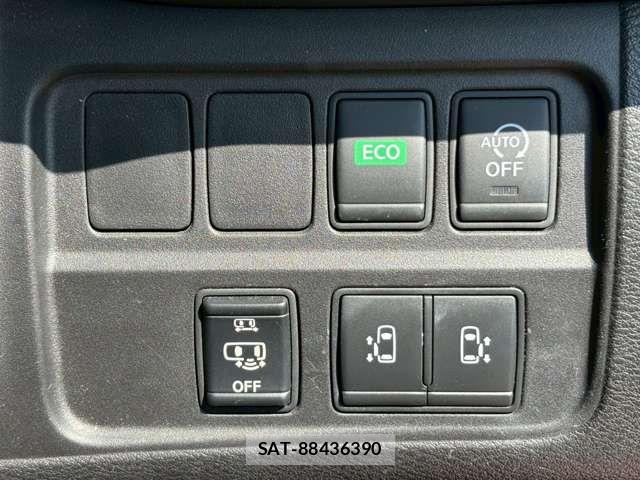 Nissan SERENA 2017-03 6219445-6