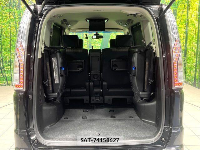 Nissan SERENA 2016-02 6219436-10