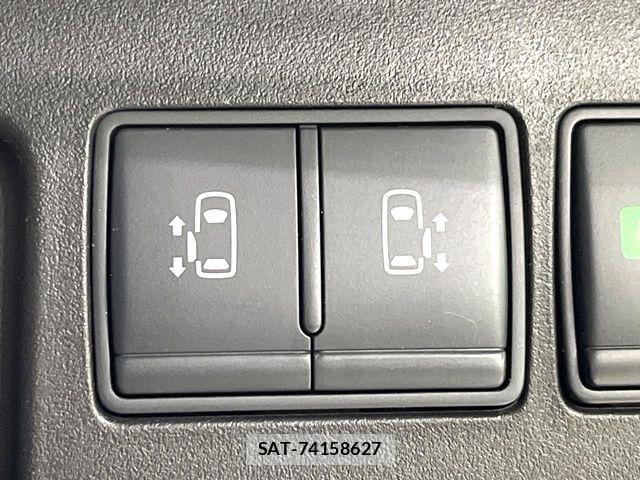 Nissan SERENA 2016-02 6219436-6