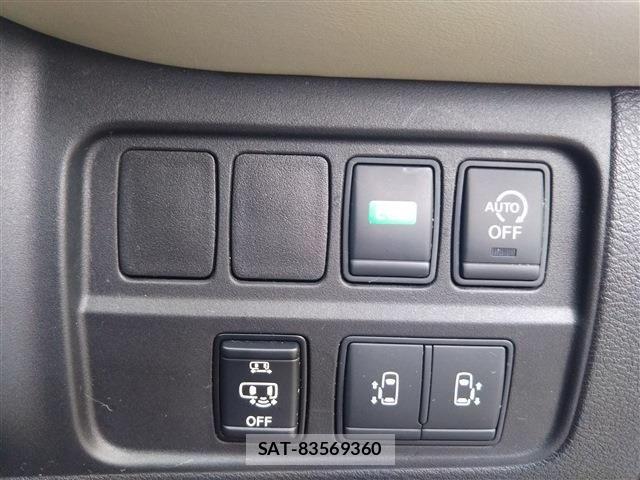 Nissan SERENA 2018-05 6219434-11