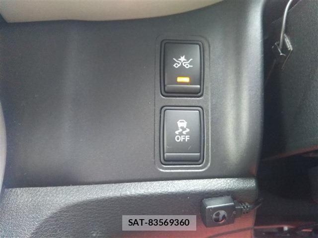 Nissan SERENA 2018-05 6219434-12