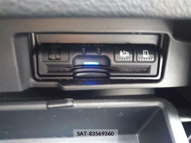 Nissan SERENA 2018-05 6219434-13