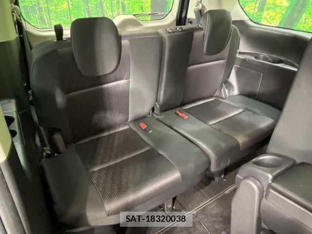 Nissan SERENA 2017-05 6219425-10