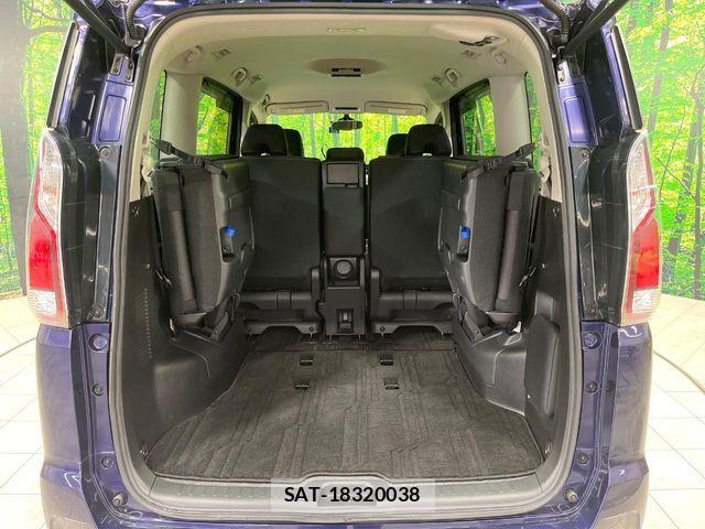 Nissan SERENA 2017-05 6219425-11