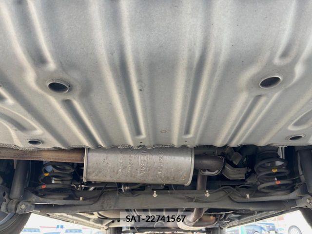 Nissan SERENA 2016-11 6247341-18