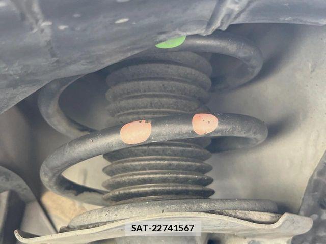 Nissan SERENA 2016-11 6247341-19