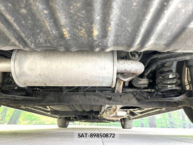 Nissan SERENA 2014-02 6247350-19