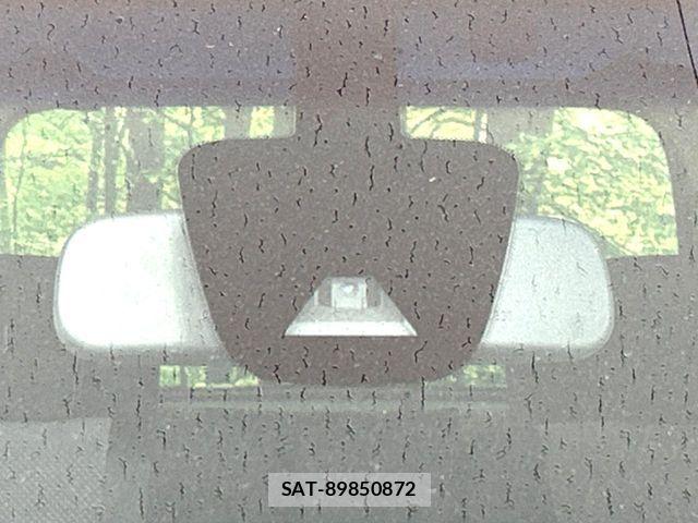 Nissan SERENA 2014-02 6247350-5
