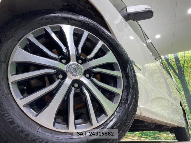 Nissan SERENA 2015-03 6247345-13