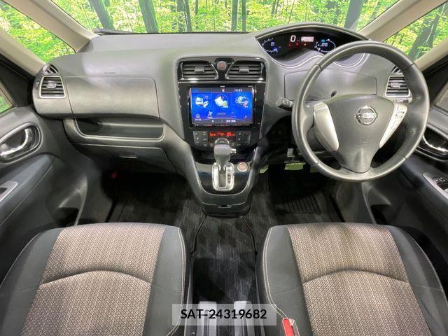 Nissan SERENA 2015-03 6247345-1