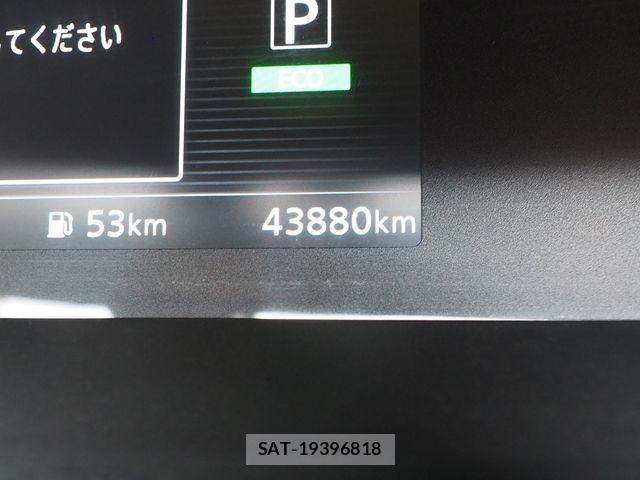 Nissan SERENA 2017-04 6247339-2