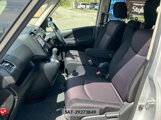 Nissan SERENA 2013-03 6247361-11