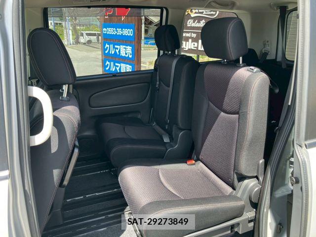 Nissan SERENA 2013-03 6247361-13