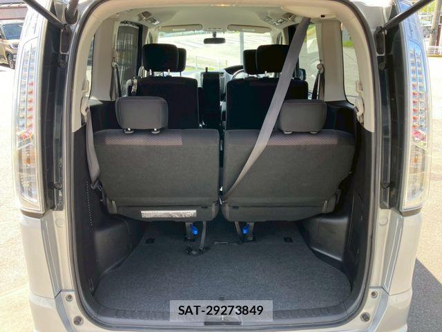 Nissan SERENA 2013-03 6247361-14