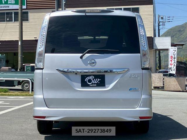 Nissan SERENA 2013-03 6247361-5