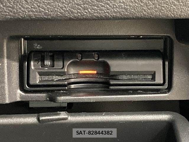 Nissan SERENA 2016-10 6277287-11
