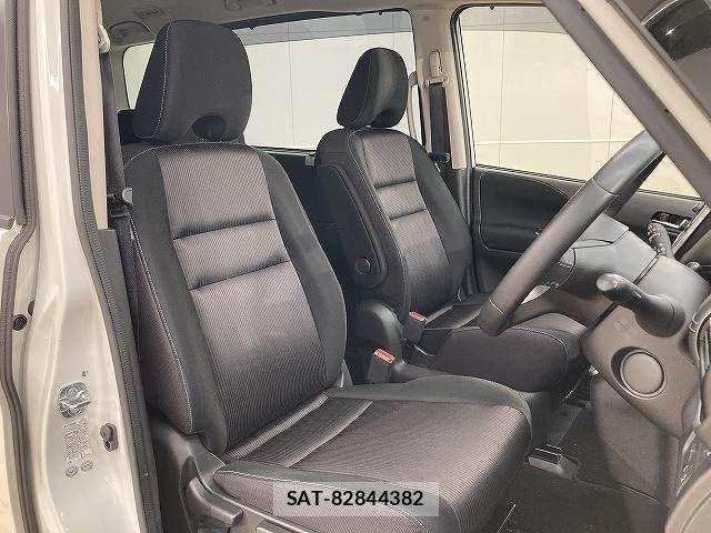 Nissan SERENA 2016-10 6277287-4