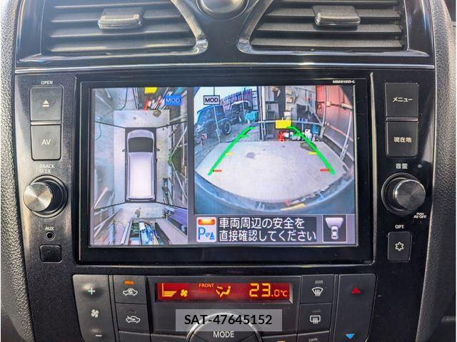Nissan SERENA 2015-11 6304612-17