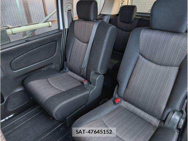 Nissan SERENA 2015-11 6304612-6