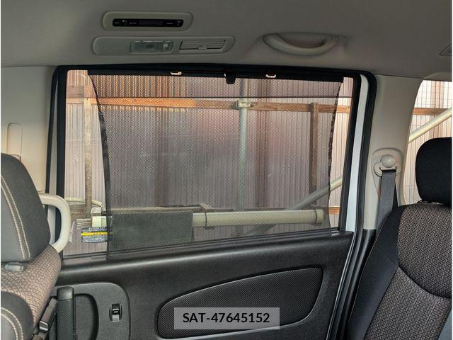 Nissan SERENA 2015-11 6304612-8