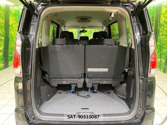 Nissan SERENA 2016-12 6306431-12