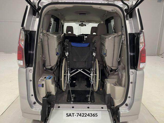 Nissan SERENA 2019-02 6502995-8