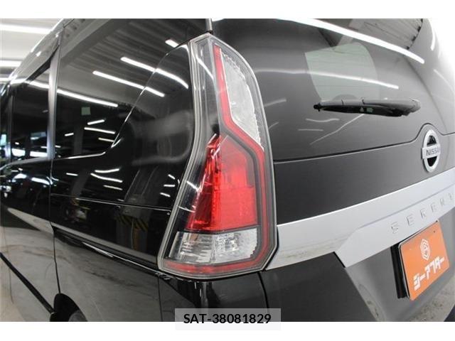 Nissan SERENA 2016-08 6503024-17