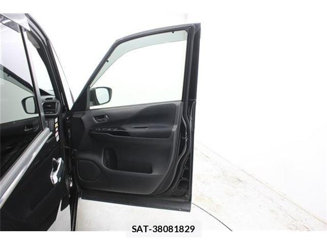 Nissan SERENA 2016-08 6503024-29