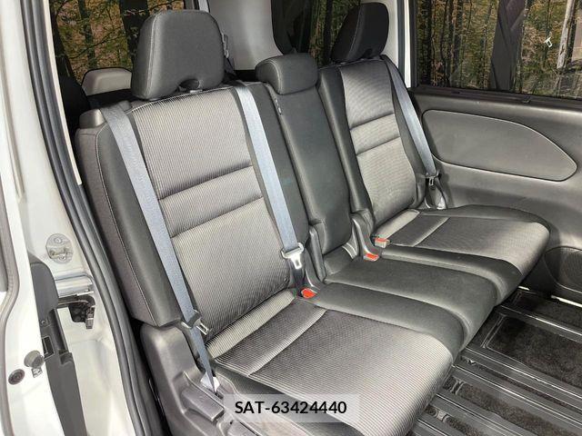 Nissan SERENA 2021-11 6527516-8