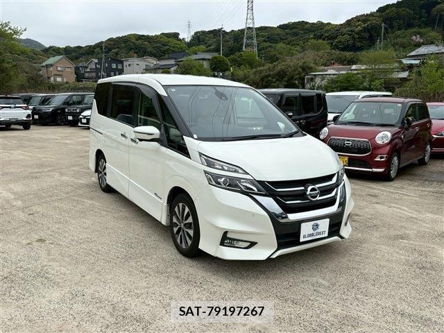 Nissan SERENA 2017-09 6546808-9