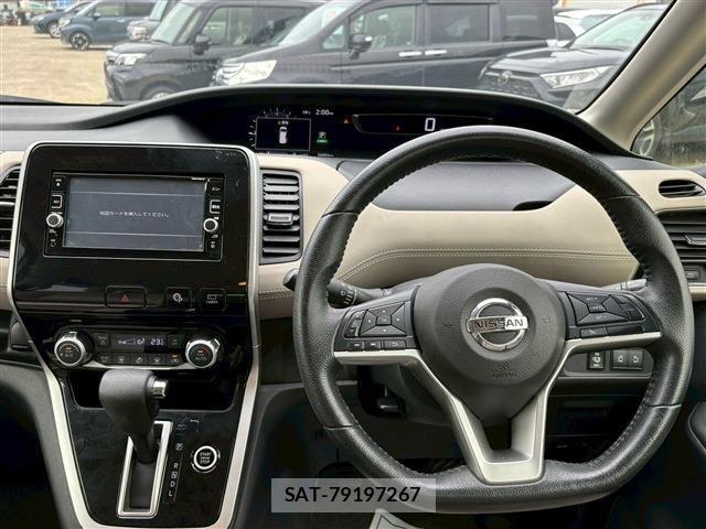 Nissan SERENA 2017-09 6546808-20