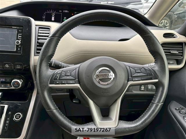 Nissan SERENA 2017-09 6546808-23