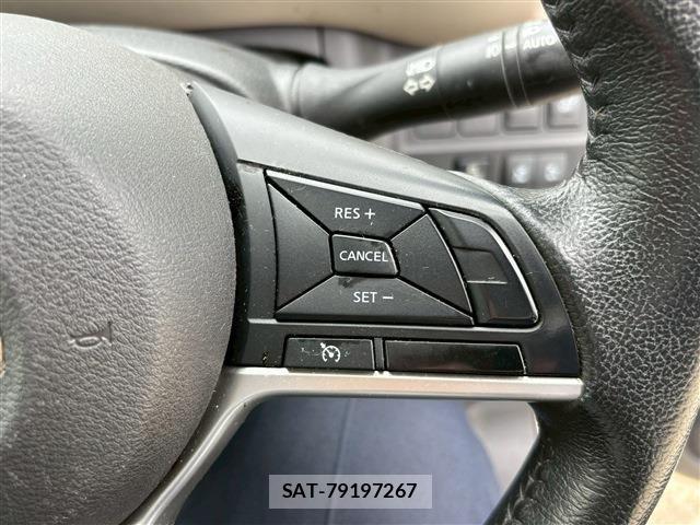 Nissan SERENA 2017-09 6546808-25