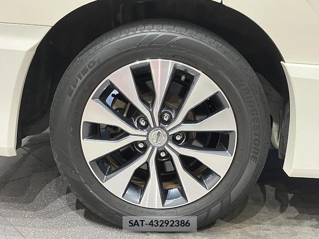 Nissan SERENA 2017-06 6616006-9