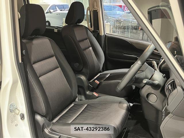 Nissan SERENA 2017-06 6616006-18