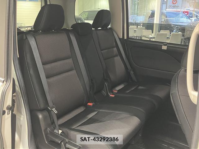 Nissan SERENA 2017-06 6616006-19