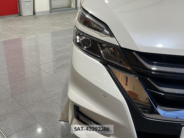 Nissan SERENA 2017-06 6616006-25
