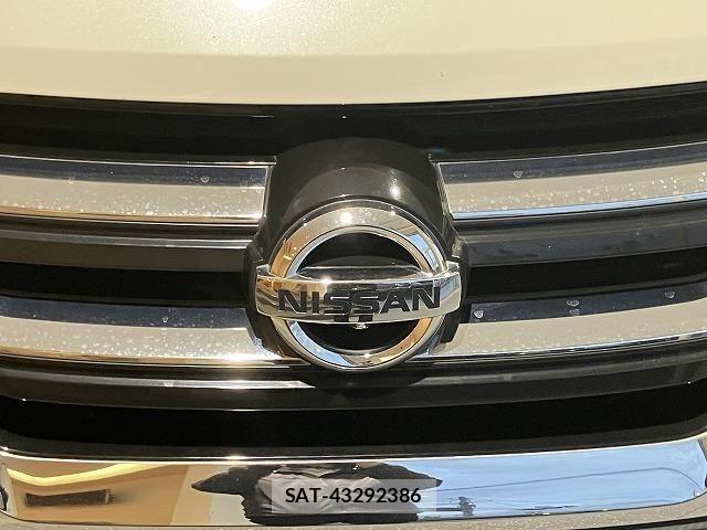 Nissan SERENA 2017-06 6616006-26