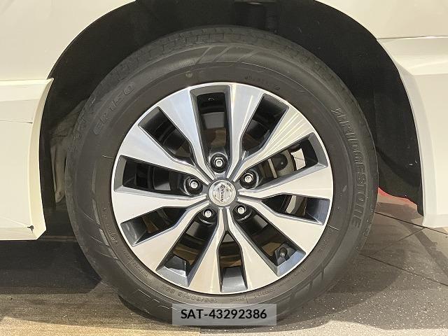 Nissan SERENA 2017-06 6616006-7