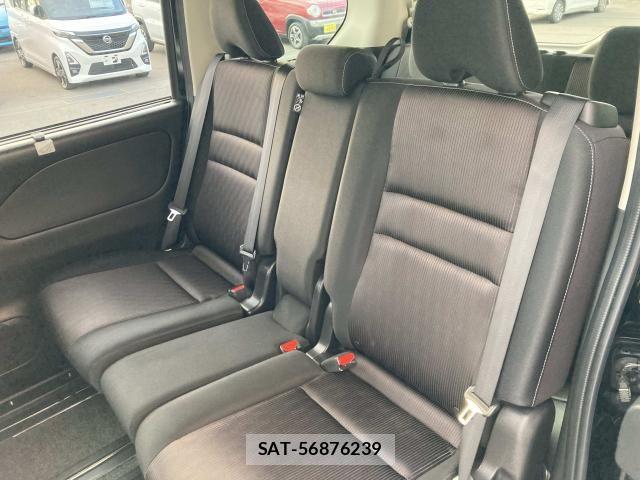 Nissan SERENA 2017-02 6614741-26