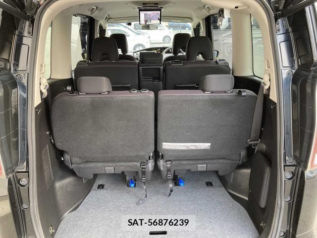 Nissan SERENA 2017-02 6614741-28