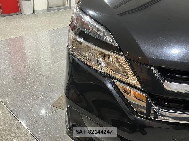 Nissan SERENA 2017-09 6614733-25