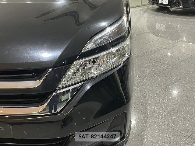 Nissan SERENA 2017-09 6614733-29