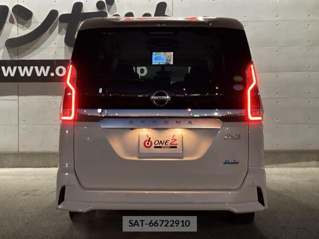 Nissan SERENA 2016-10 6614732-16