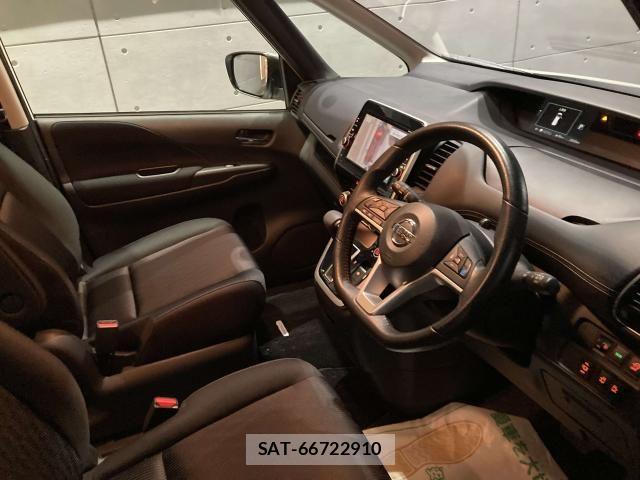 Nissan SERENA 2016-10 6614732-19