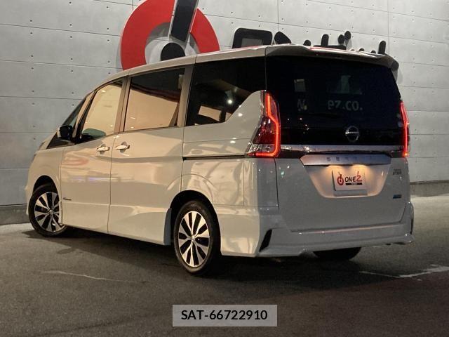 Nissan SERENA 2016-10 6614732-2