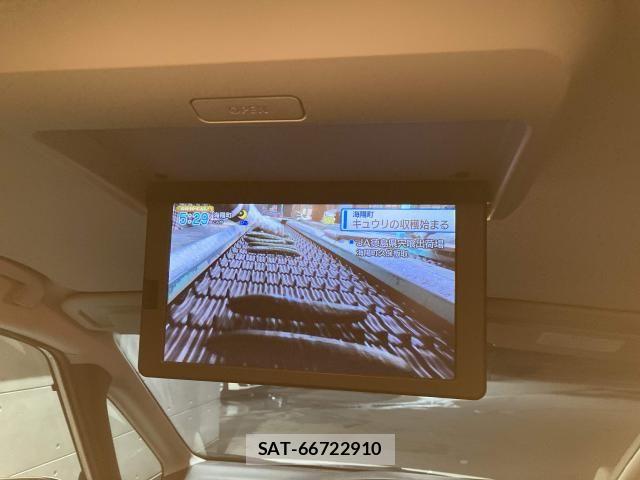 Nissan SERENA 2016-10 6614732-29
