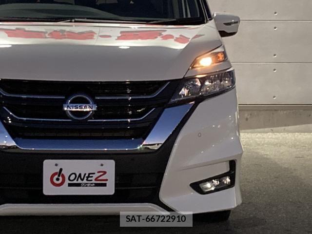 Nissan SERENA 2016-10 6614732-5